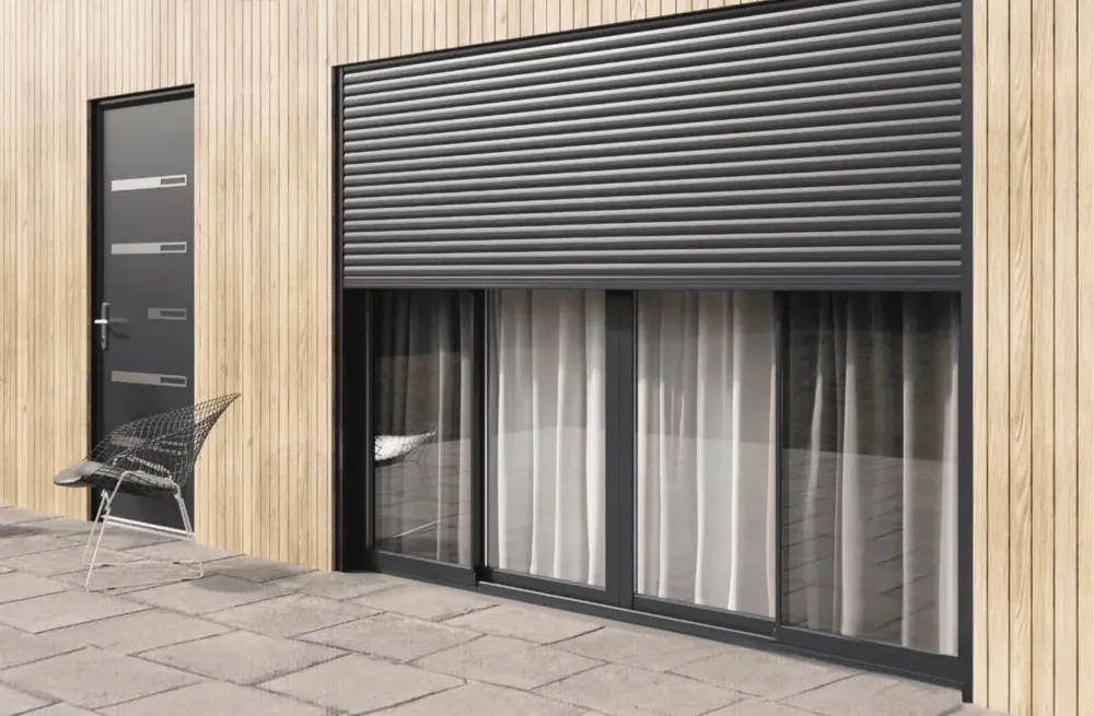 Volet Roulant Aluminium Isolé Motorisé – Sur Mesure